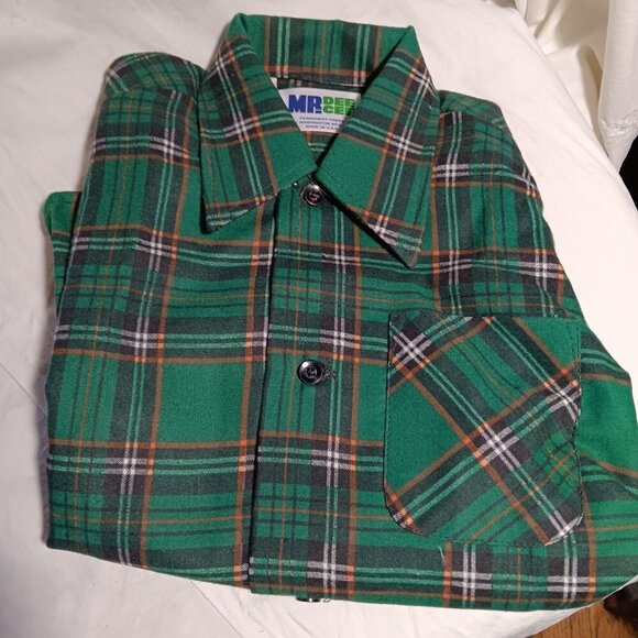 BOYS  7 Vintage 1970's DEE CEE FLANNEL GREEN HIPPY MOD SHIRT USA NEW NOS - Picture 1 of 8